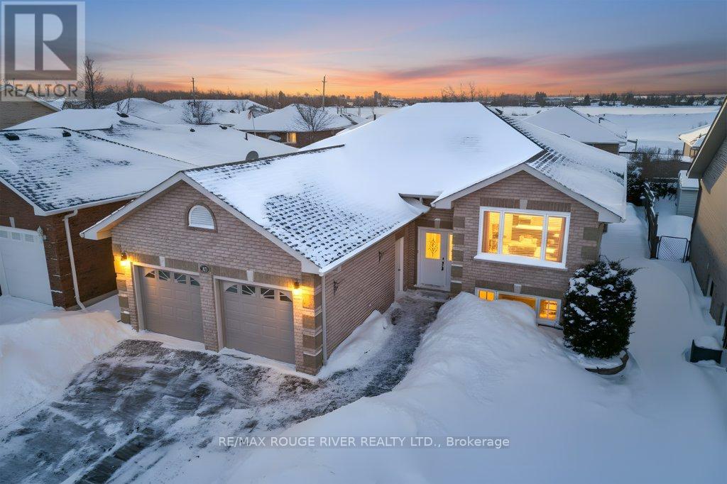 26 EAKINS CRESCENT, kawartha lakes (lindsay), Ontario