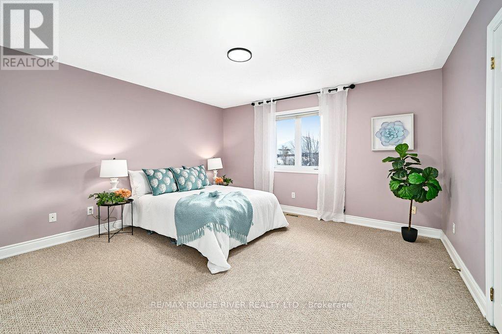 26 Eakins Crescent, Kawartha Lakes (Lindsay), Ontario  K9V 6J9 - Photo 26 - X12764074