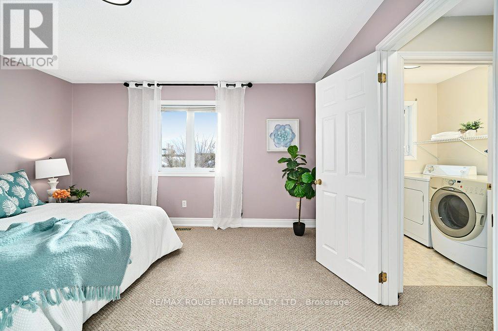 26 Eakins Crescent, Kawartha Lakes (Lindsay), Ontario  K9V 6J9 - Photo 29 - X12764074