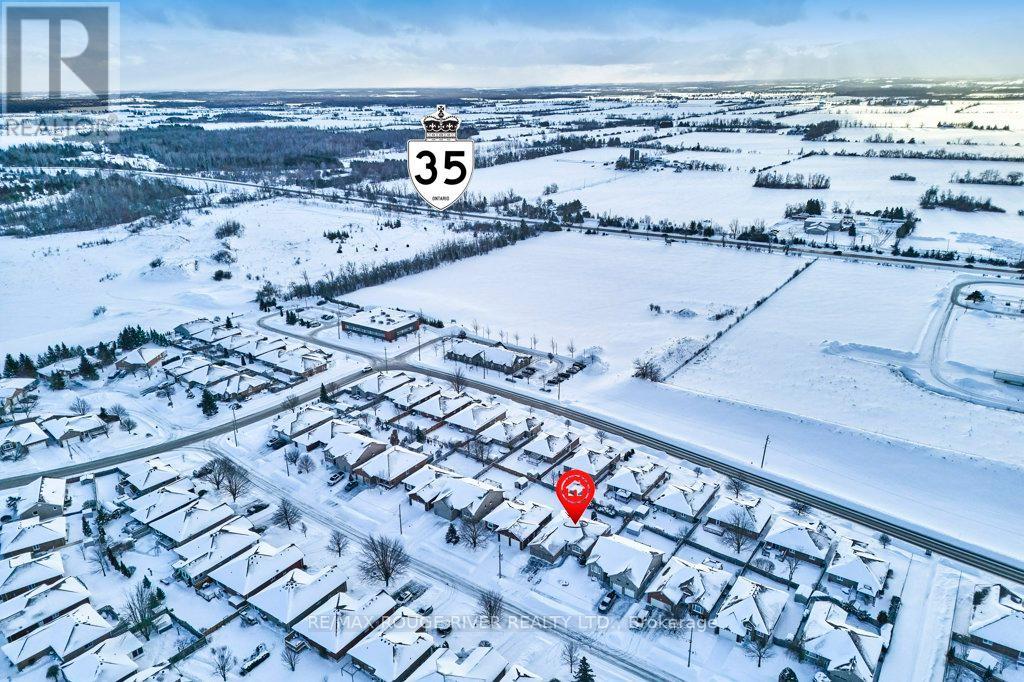 26 Eakins Crescent, Kawartha Lakes (Lindsay), Ontario  K9V 6J9 - Photo 44 - X12764074