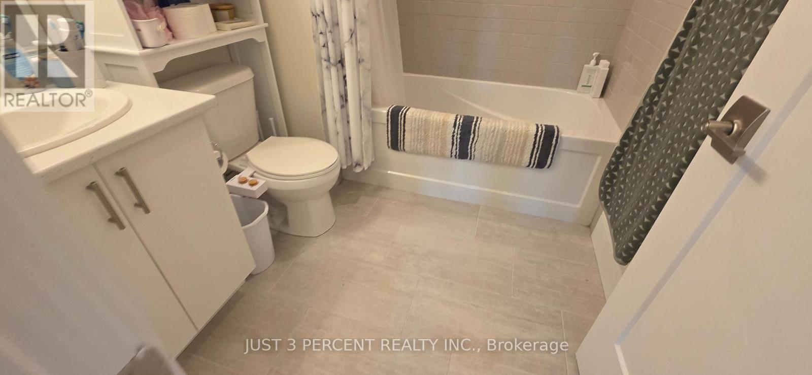 309 - 340 Florence Drive, Peterborough (Monaghan Ward 2), Ontario  K9J 0K4 - Photo 10 - X12764134