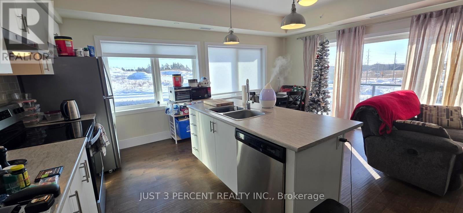 309 - 340 Florence Drive, Peterborough (Monaghan Ward 2), Ontario  K9J 0K4 - Photo 3 - X12764134