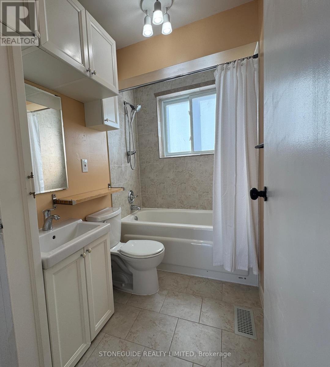 122 Fradette Avenue, Peterborough (Otonabee Ward 1), Ontario  K9J 1T5 - Photo 13 - X12764870