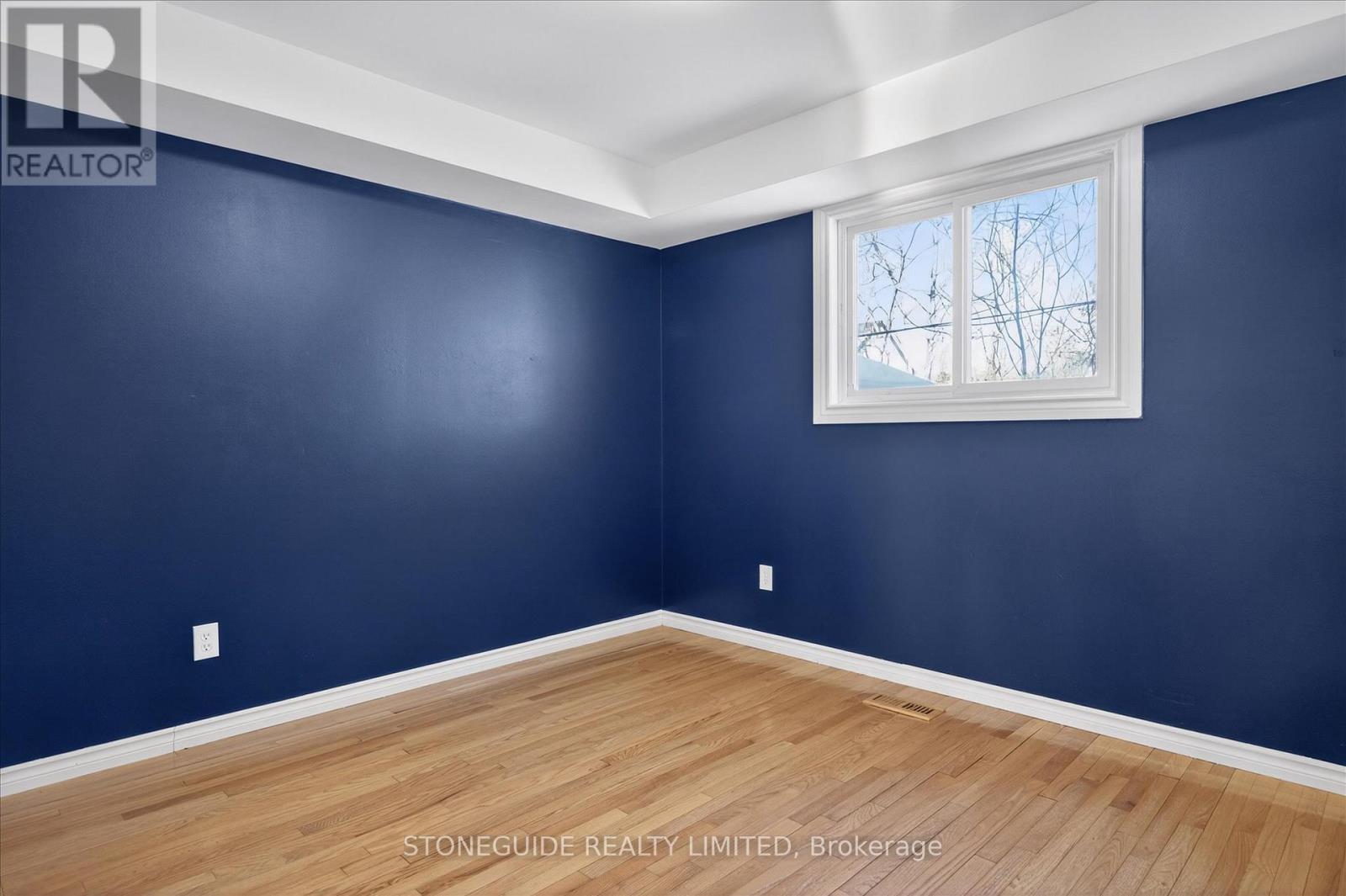 122 Fradette Avenue, Peterborough (Otonabee Ward 1), Ontario  K9J 1T5 - Photo 16 - X12764870