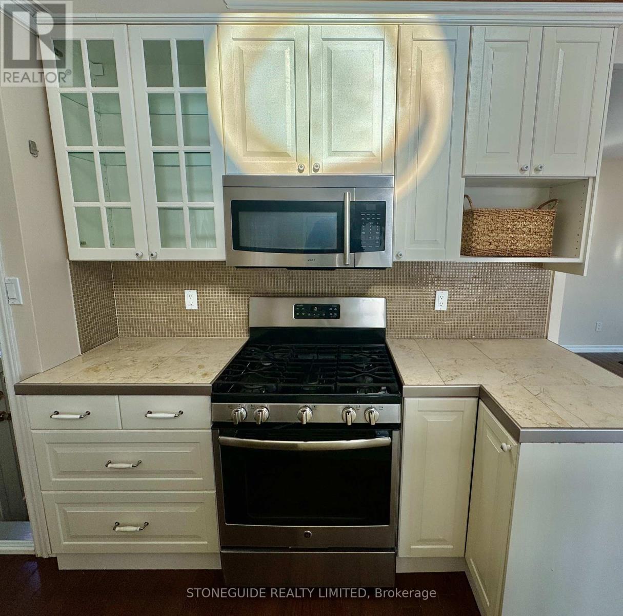 122 Fradette Avenue, Peterborough (Otonabee Ward 1), Ontario  K9J 1T5 - Photo 8 - X12764870