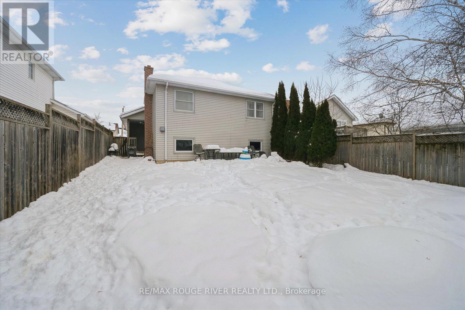 1212 Huntington Circle, Peterborough (Otonabee Ward 1), Ontario  K9K 2B9 - Photo 26 - X12765202