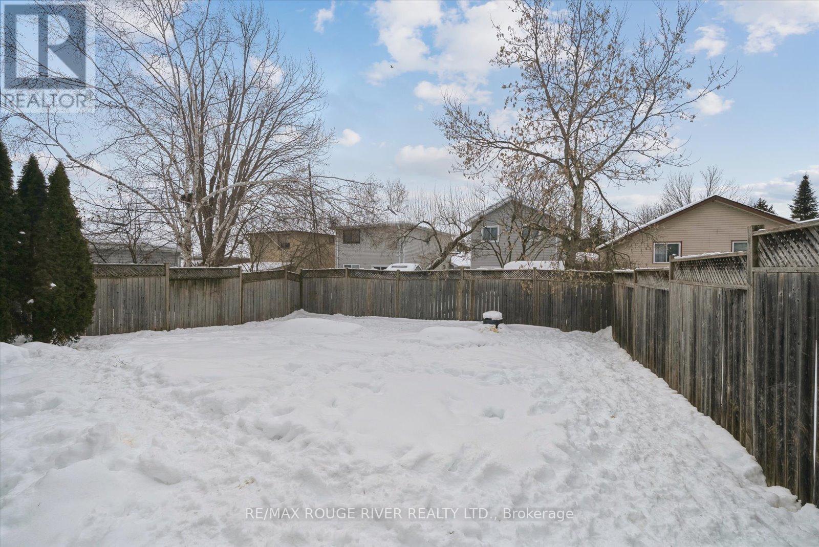 1212 Huntington Circle, Peterborough (Otonabee Ward 1), Ontario  K9K 2B9 - Photo 27 - X12765202