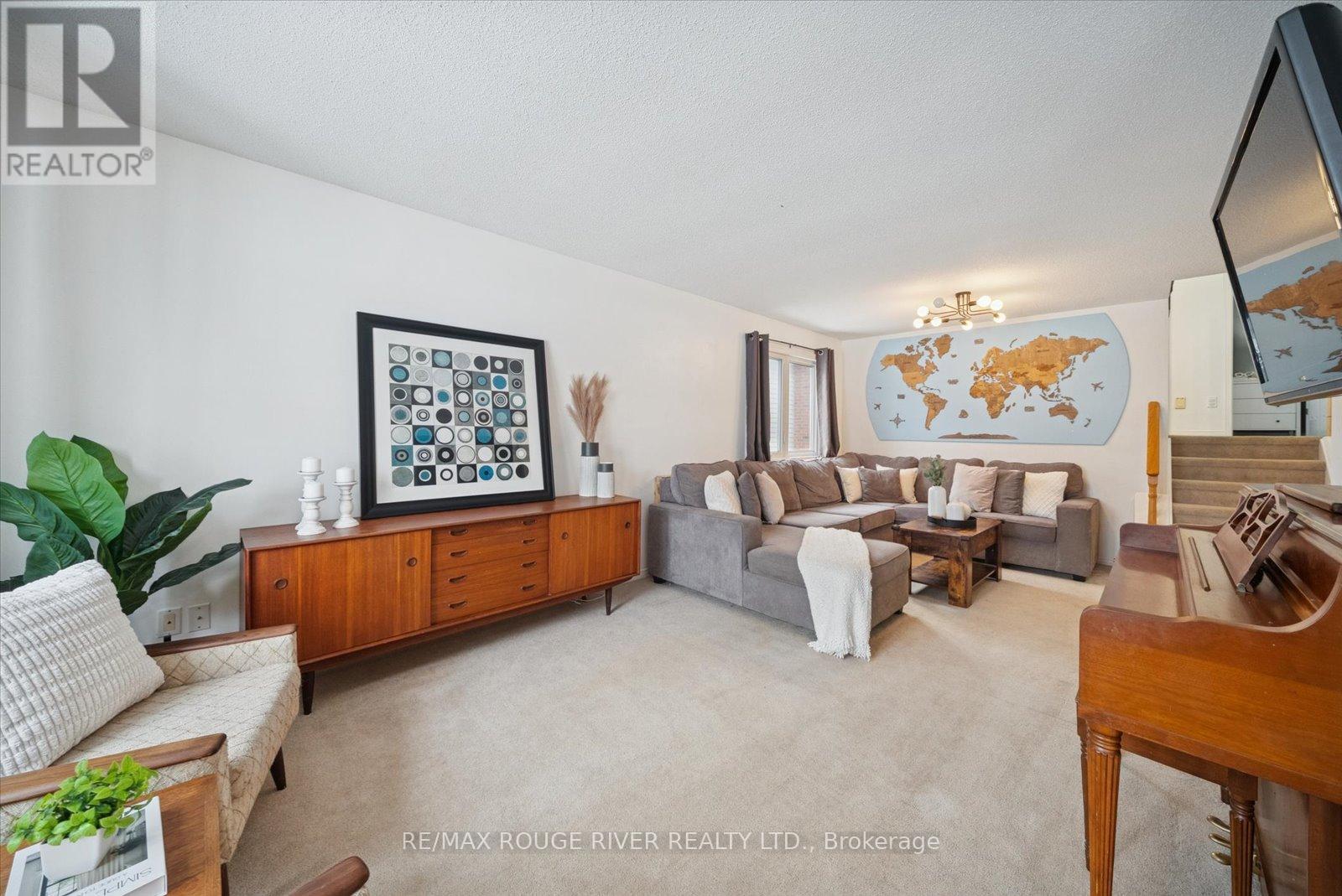 1212 Huntington Circle, Peterborough (Otonabee Ward 1), Ontario  K9K 2B9 - Photo 4 - X12765202