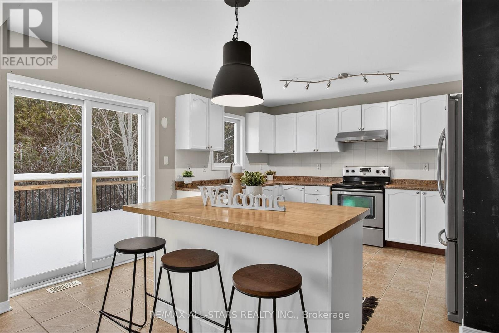 50 Cook Street, Kawartha Lakes (Lindsay), Ontario  K9V 0C6 - Photo 8 - X12765720