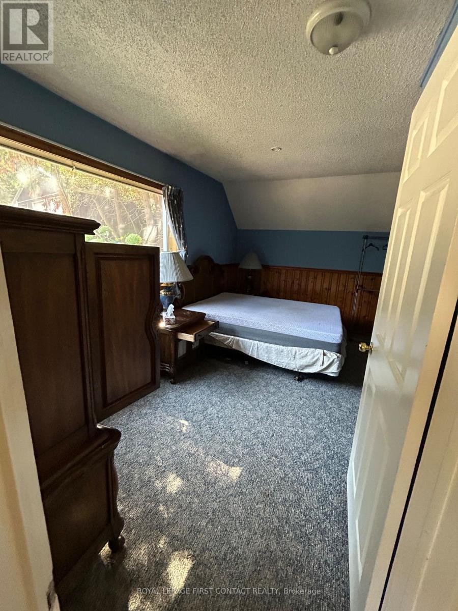 16 Leisure Lane, Kawartha Lakes (Fenelon), Ontario  K9V 4R1 - Photo 11 - X12765646