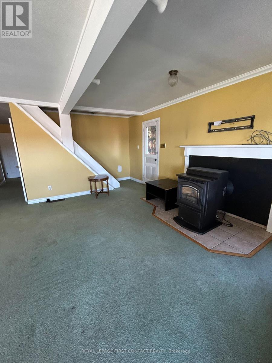 16 Leisure Lane, Kawartha Lakes (Fenelon), Ontario  K9V 4R1 - Photo 22 - X12765646