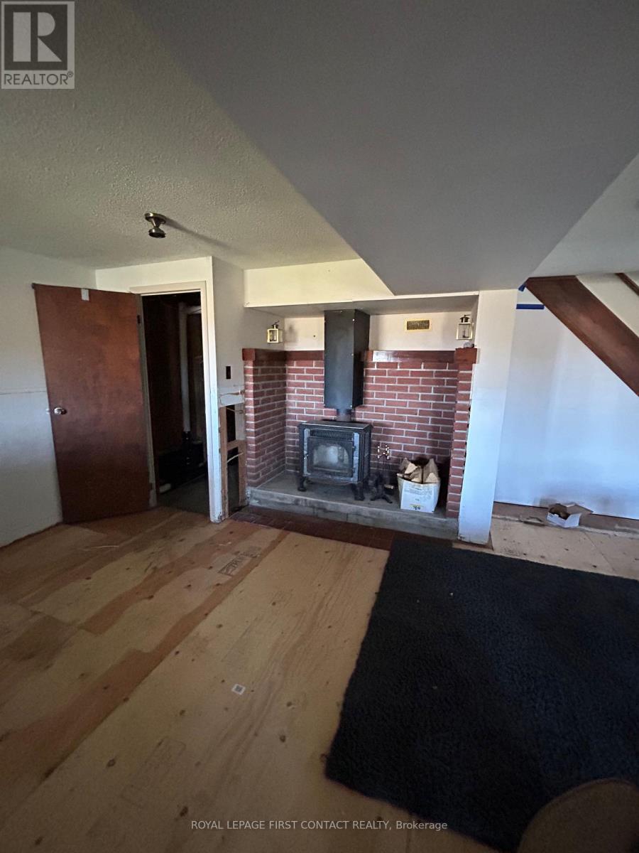 16 Leisure Lane, Kawartha Lakes (Fenelon), Ontario  K9V 4R1 - Photo 34 - X12765646