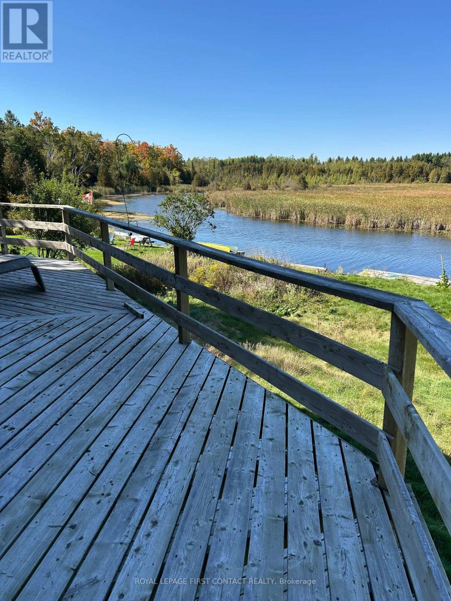 16 Leisure Lane, Kawartha Lakes (Fenelon), Ontario  K9V 4R1 - Photo 4 - X12765646
