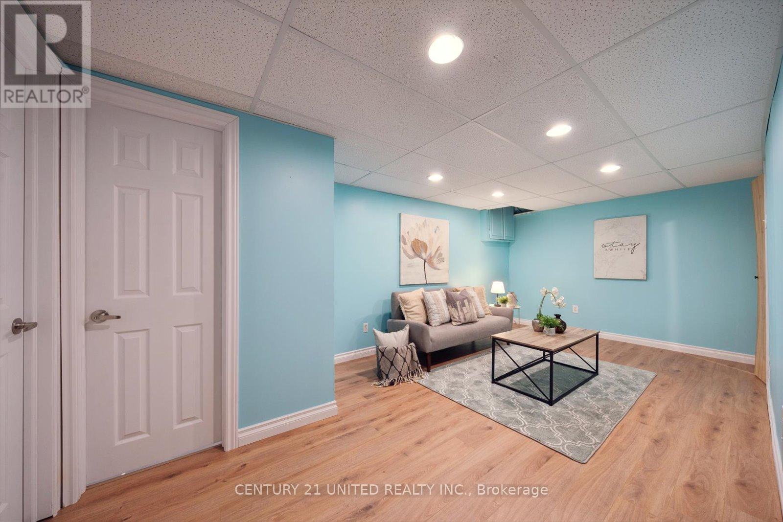 1186 Neptune Street, Peterborough (Northcrest Ward 5), Ontario  K9H 7M6 - Photo 31 - X12765850