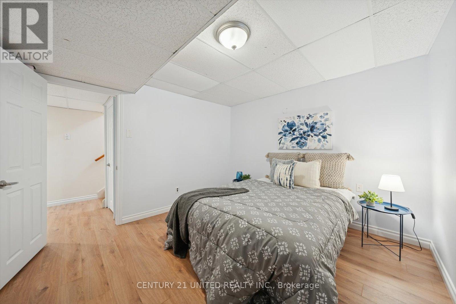 1186 Neptune Street, Peterborough (Northcrest Ward 5), Ontario  K9H 7M6 - Photo 33 - X12765850