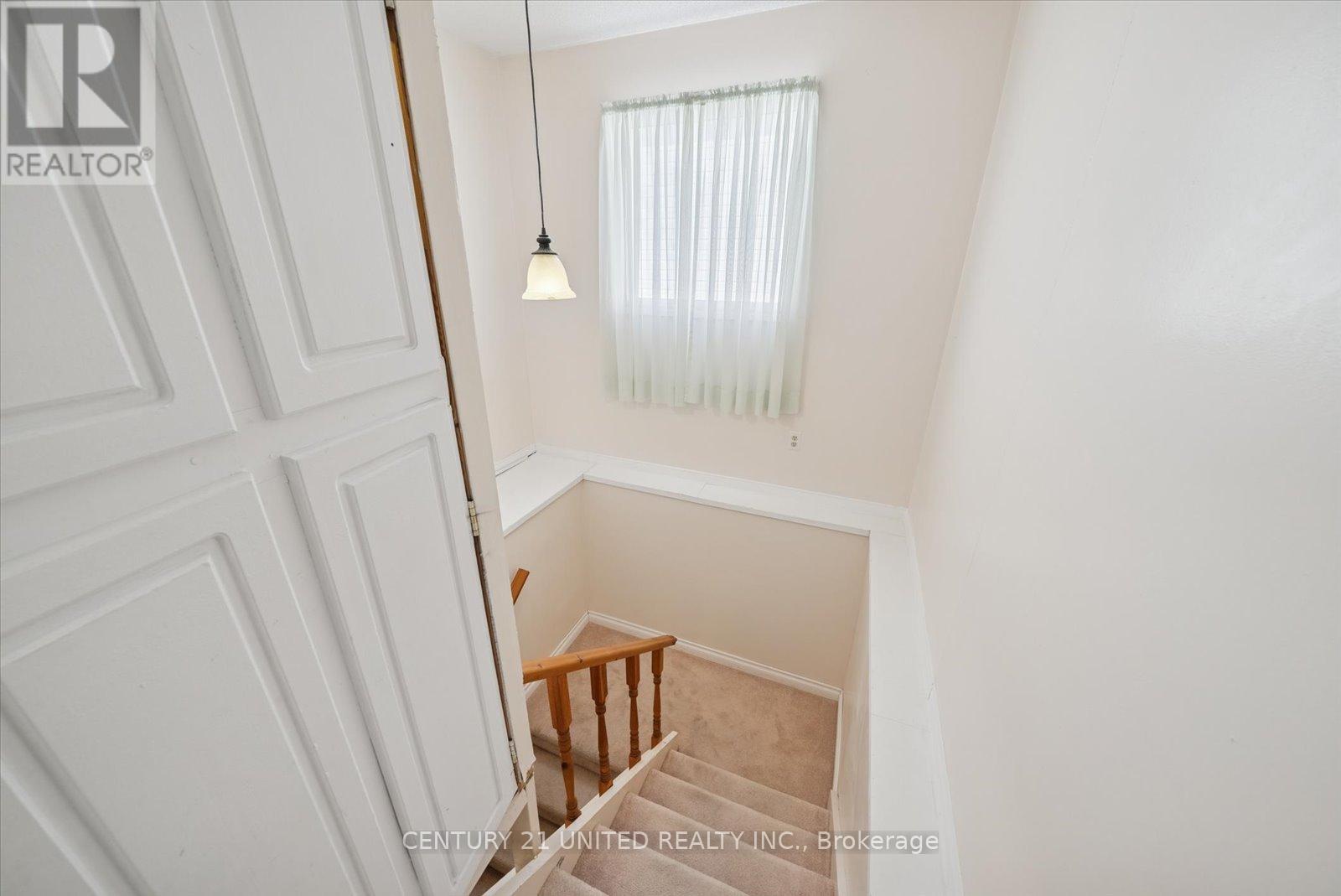 1186 Neptune Street, Peterborough (Northcrest Ward 5), Ontario  K9H 7M6 - Photo 39 - X12765850