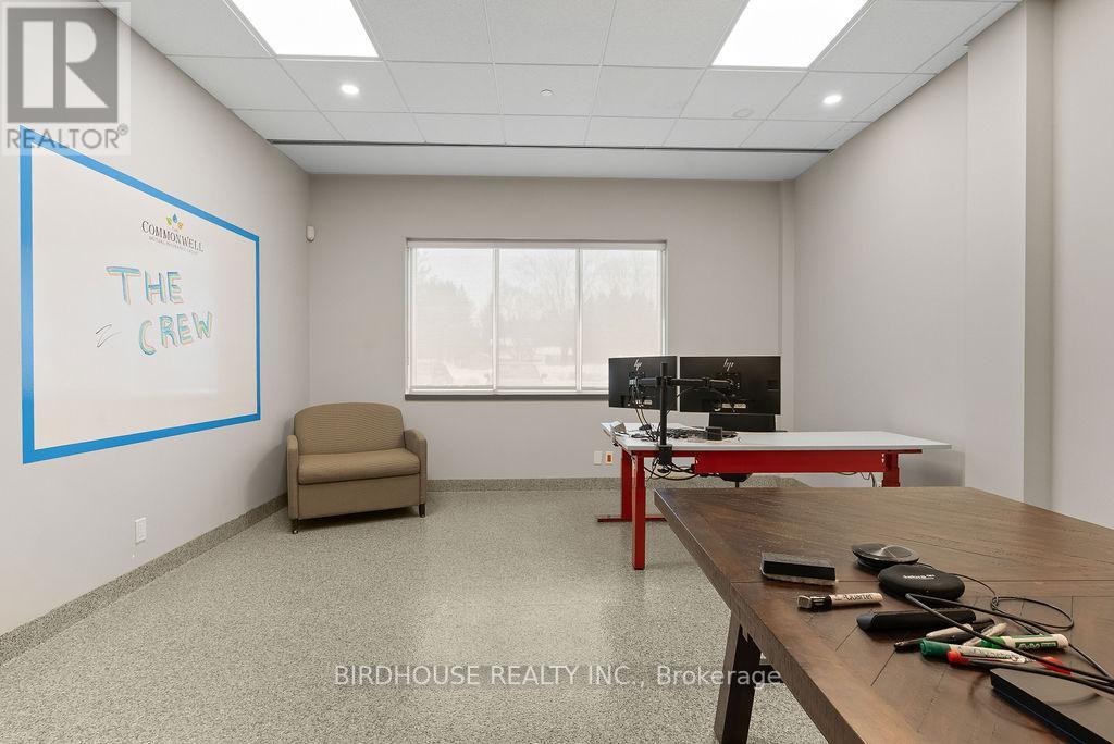 9000 Sq Ft - 336 Angeline Street S, Kawartha Lakes (Lindsay), Ontario  K9V 0J8 - Photo 10 - X12765914