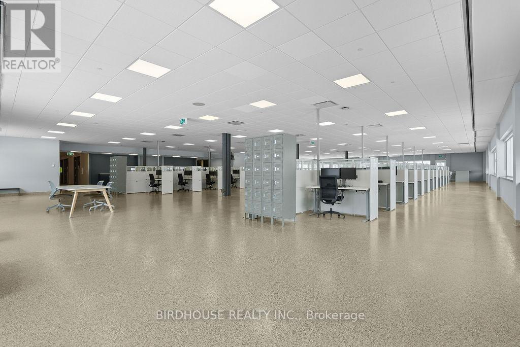 15000 Sq Ft - 336 Angeline Street S, Kawartha Lakes (Lindsay), Ontario  K9V 0J8 - Photo 31 - X12765936