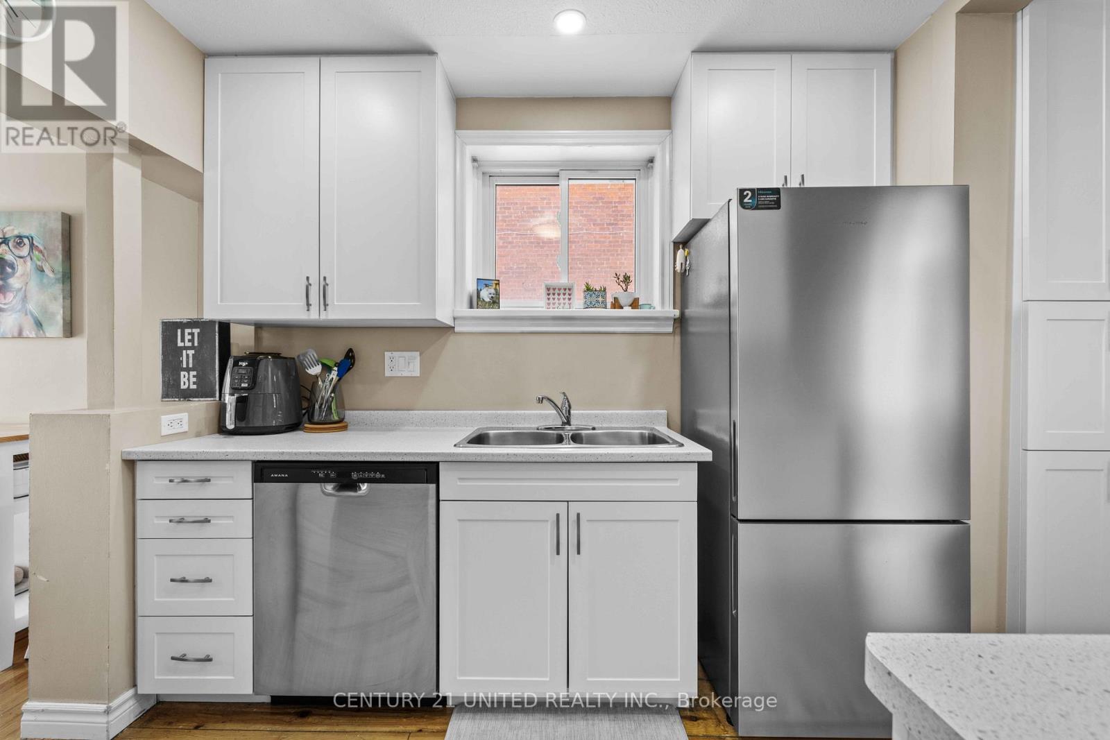 147 Lake Street, Peterborough (Town Ward 3), Ontario  K9J 2H2 - Photo 13 - X12766118