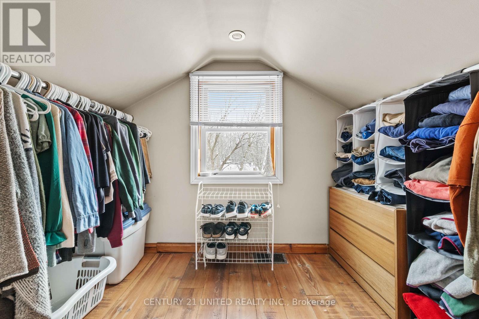 147 Lake Street, Peterborough (Town Ward 3), Ontario  K9J 2H2 - Photo 23 - X12766118