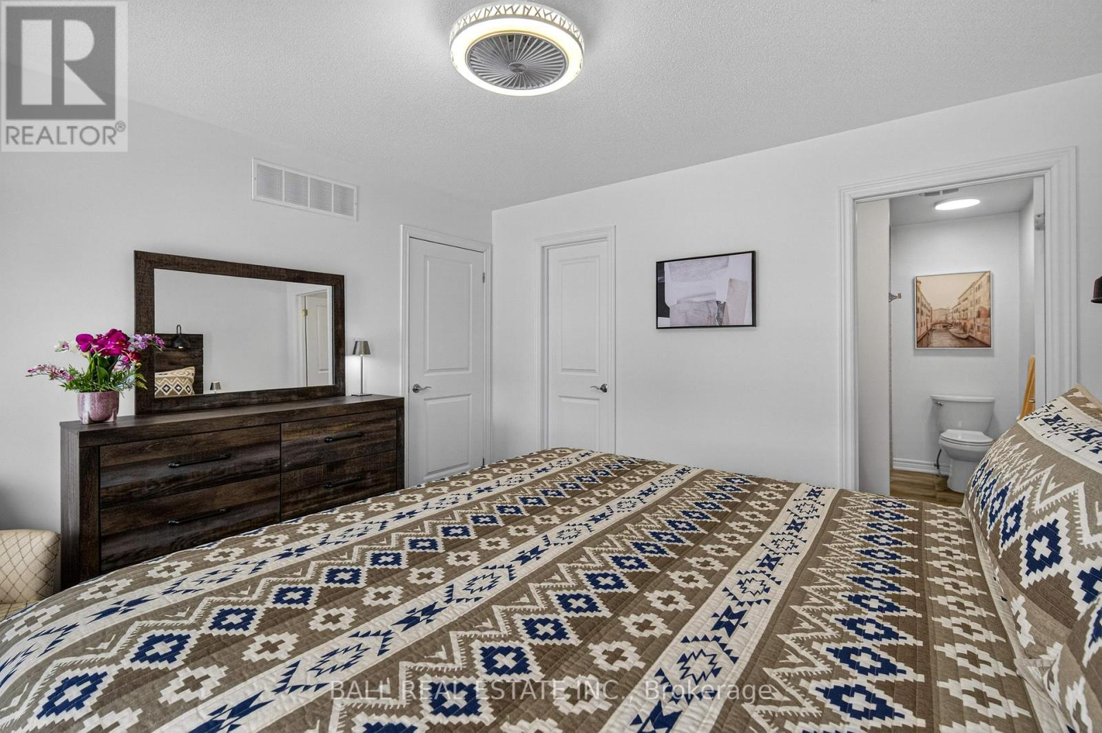 74 Flitton Avenue, Peterborough (Northcrest Ward 5), Ontario  K9H 0G5 - Photo 12 - X12766226