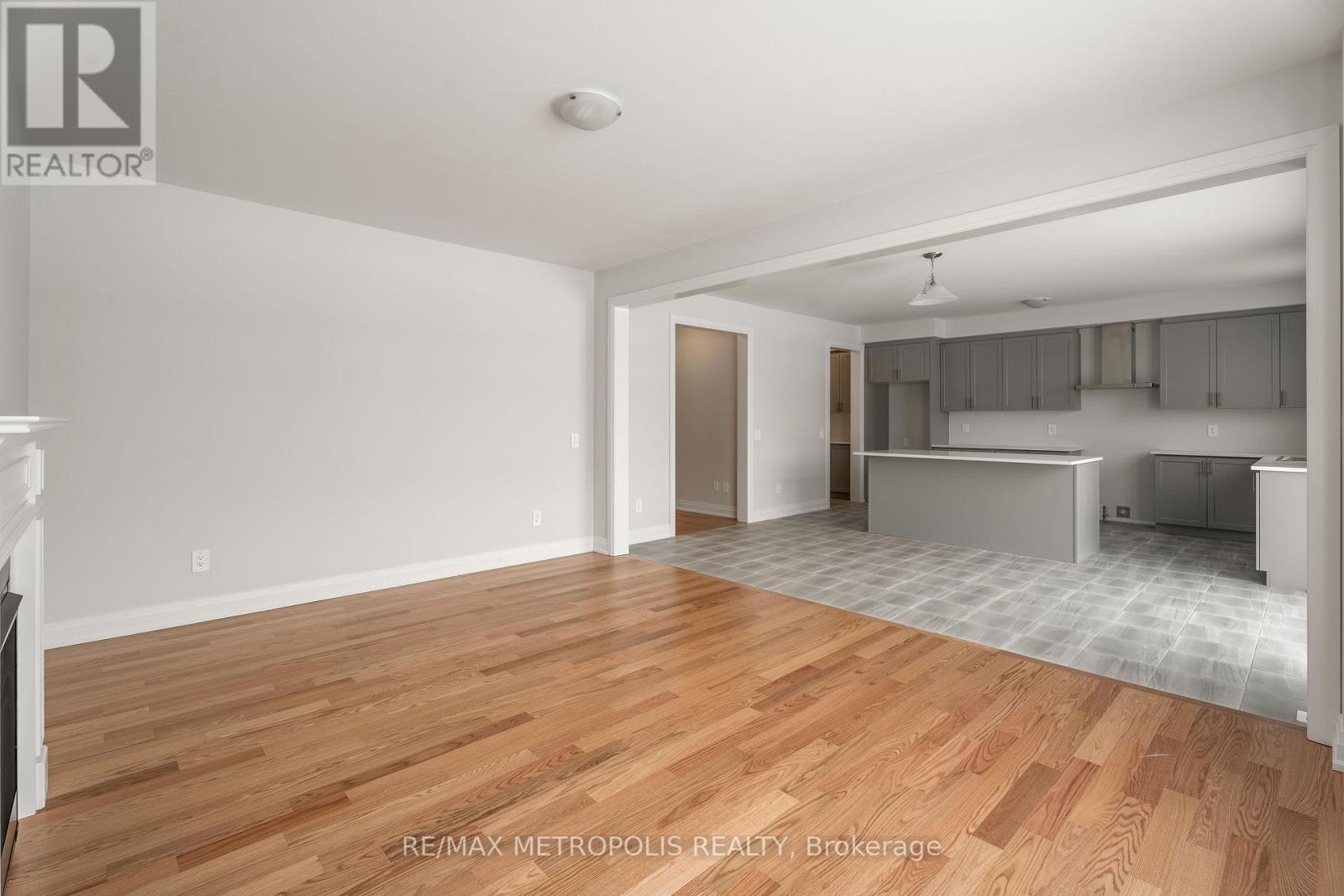 31 Walters Street, Kawartha Lakes (Lindsay), Ontario  K9V 0S2 - Photo 11 - X12766202