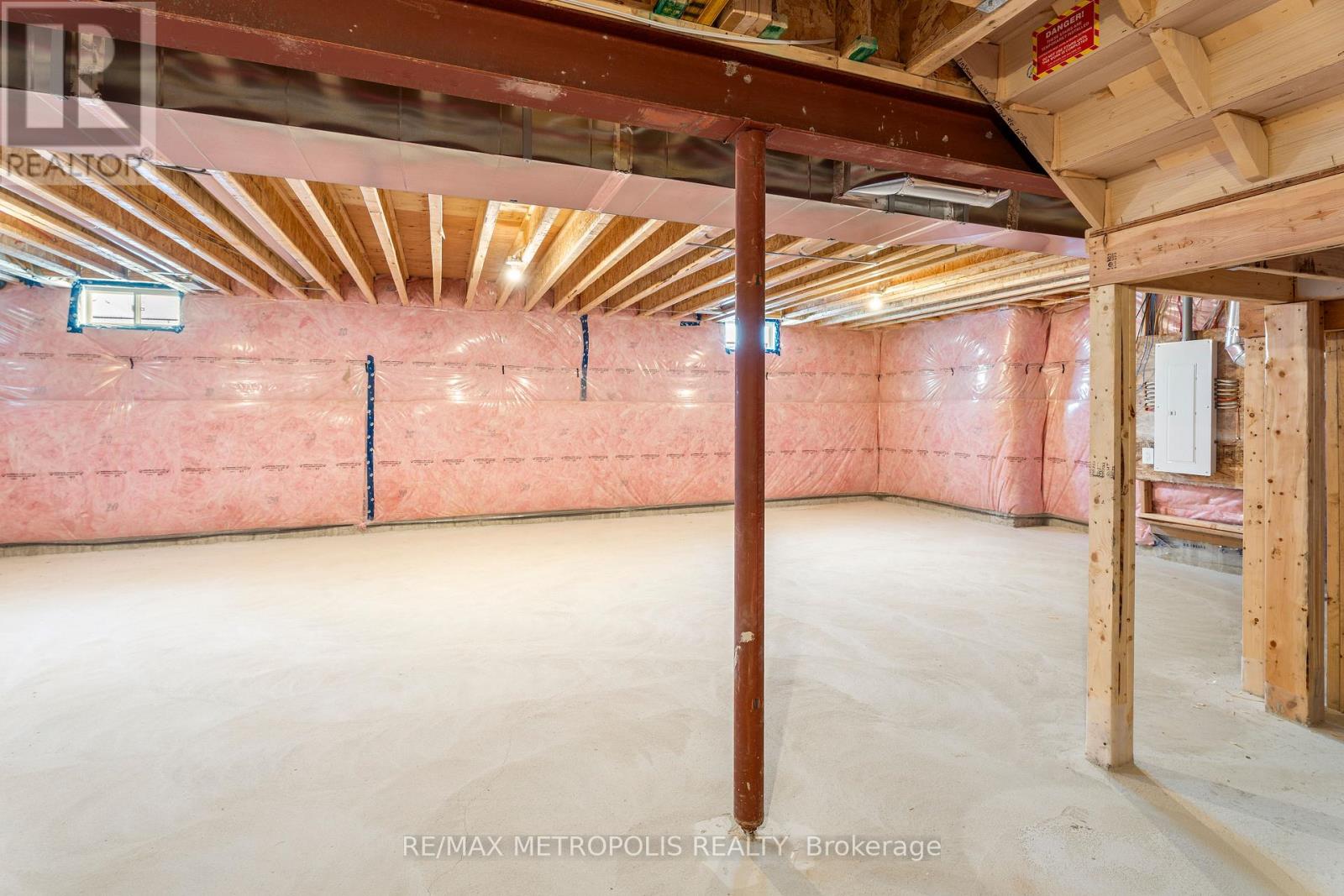 31 Walters Street, Kawartha Lakes (Lindsay), Ontario  K9V 0S2 - Photo 16 - X12766202