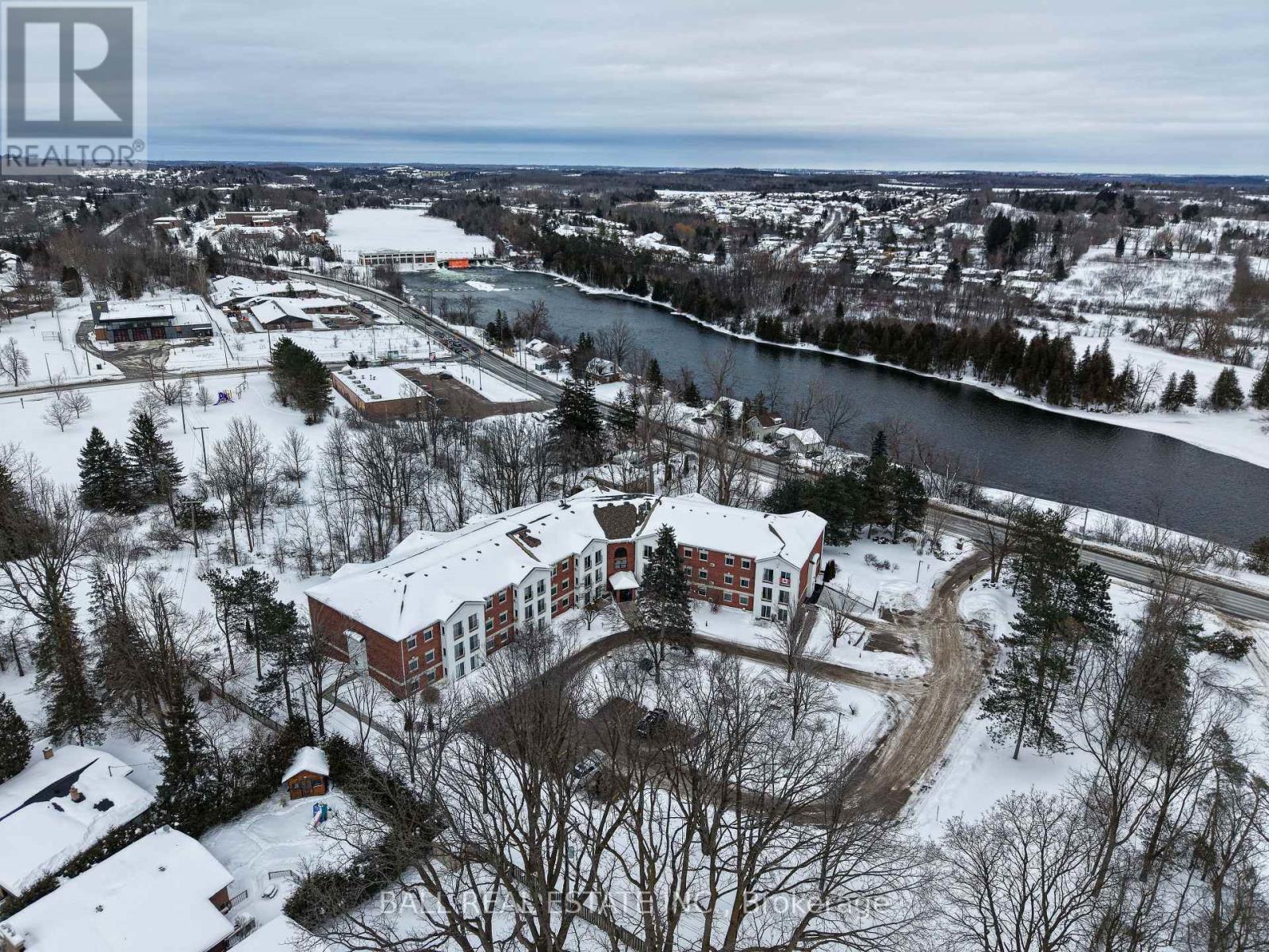 309 - 1111 WATER STREET, peterborough (northcrest ward 5), Ontario