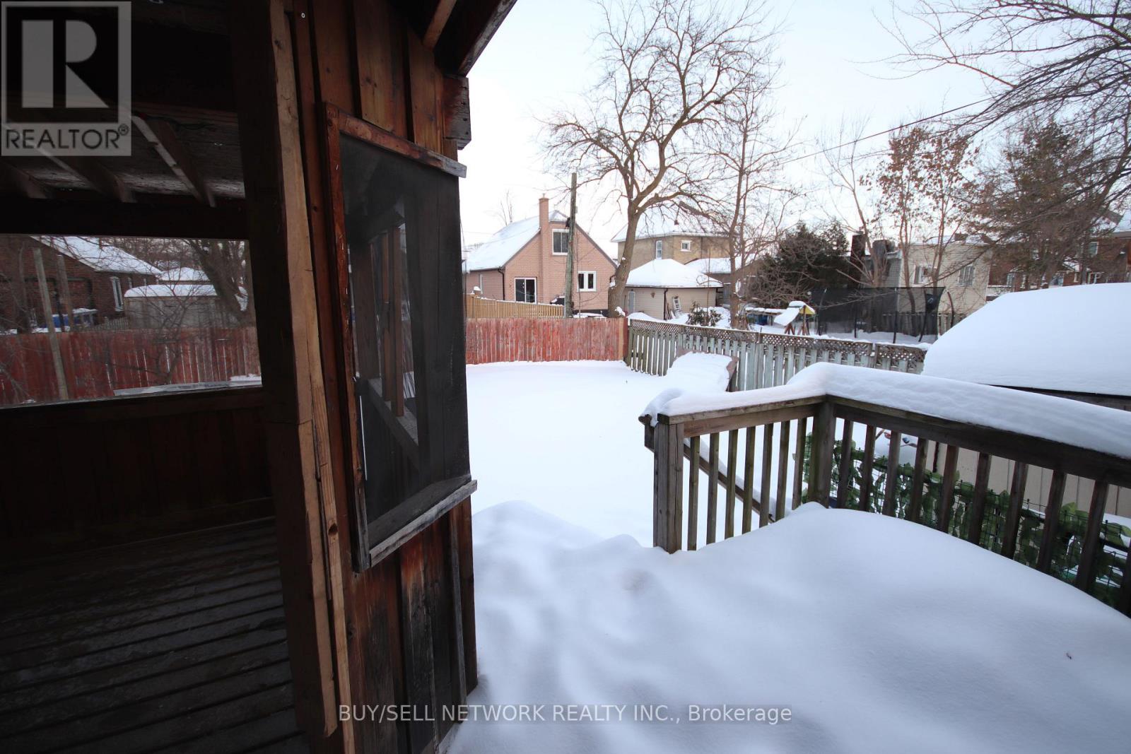 80 Kent Street, Peterborough (Town Ward 3), Ontario  K9J 5B3 - Photo 18 - X12766944