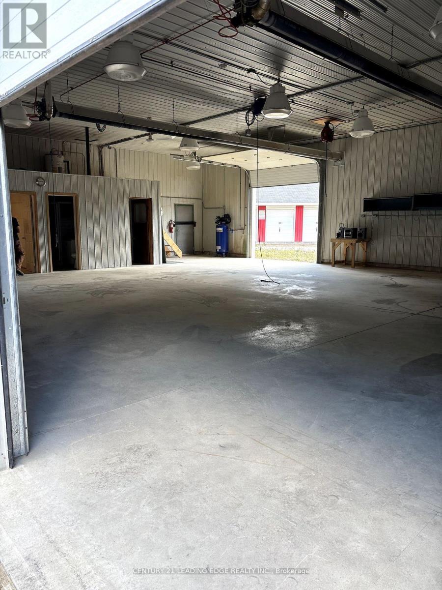 159 Y Road, Hastings Highlands (Herschel Ward), Ontario  K0L 1C0 - Photo 4 - X12766948