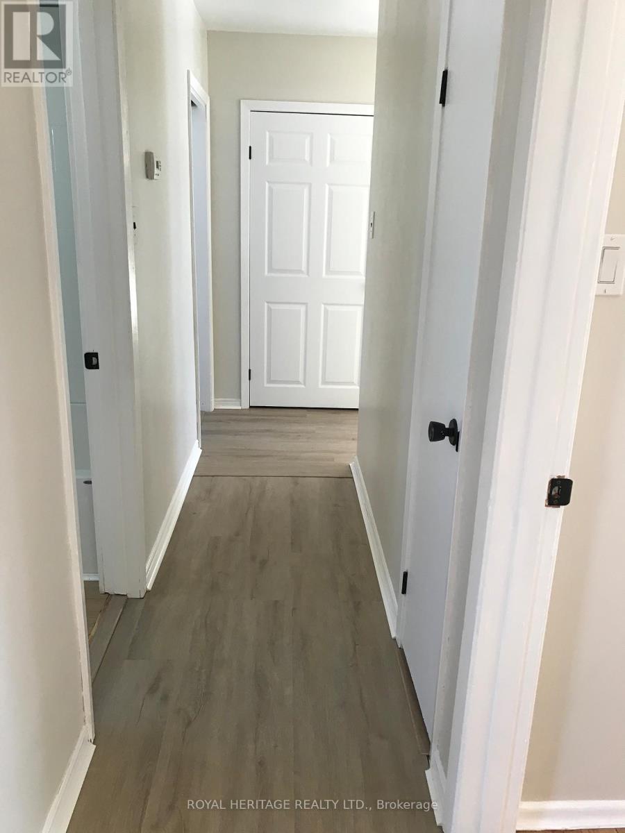 Upper - 900 Ellesmere Avenue, Peterborough (Northcrest Ward 5), Ontario  K9H 7A7 - Photo 22 - X12767154