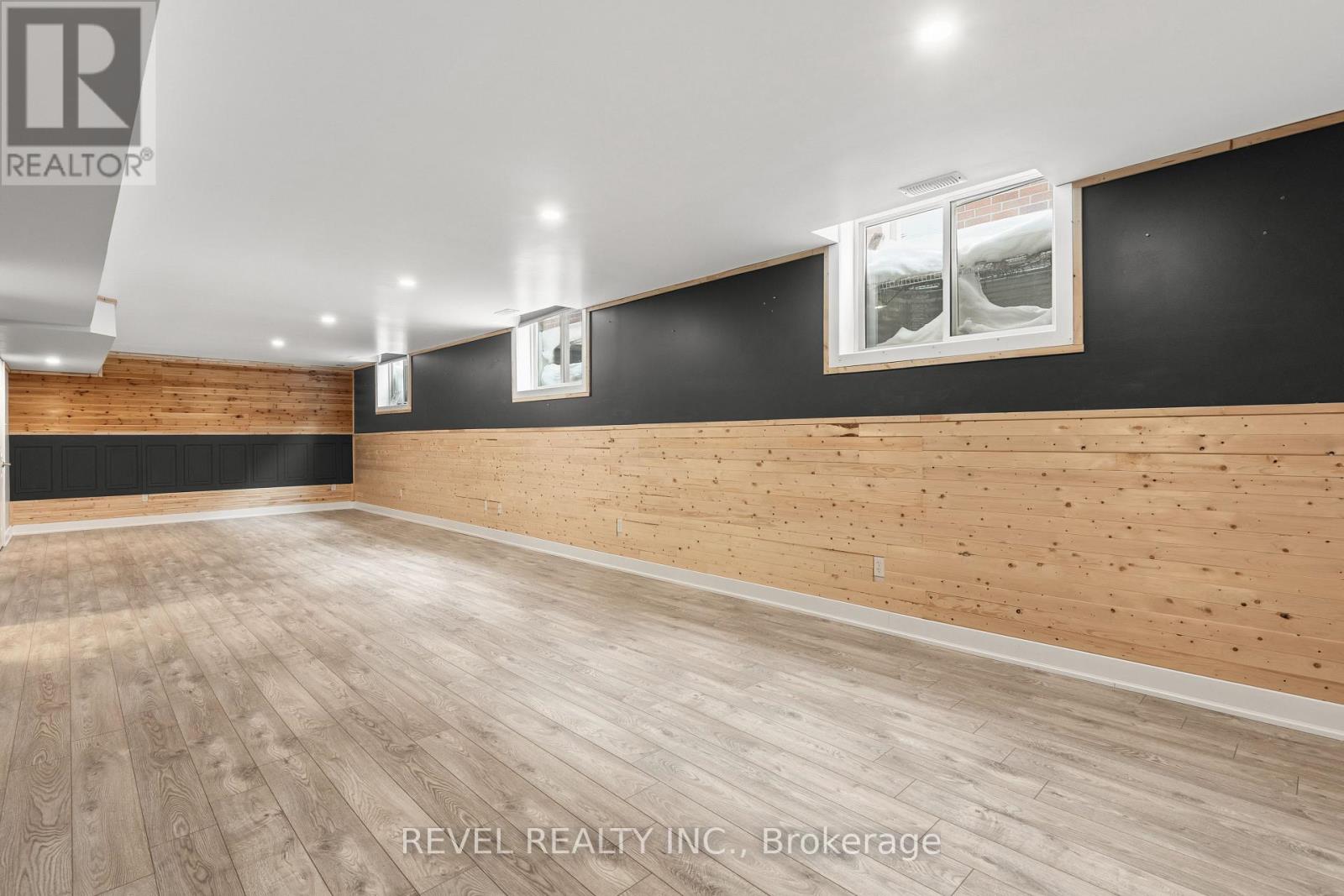 332 Mary Street W, Kawartha Lakes (Lindsay), Ontario  K9V 5X5 - Photo 30 - X12767396