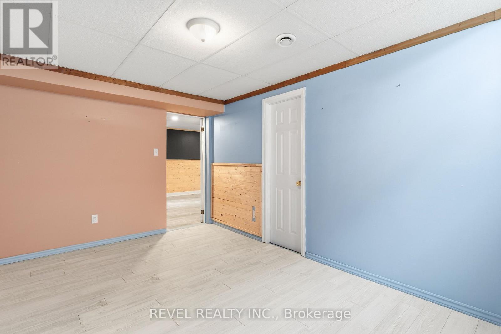 332 Mary Street W, Kawartha Lakes (Lindsay), Ontario  K9V 5X5 - Photo 34 - X12767396