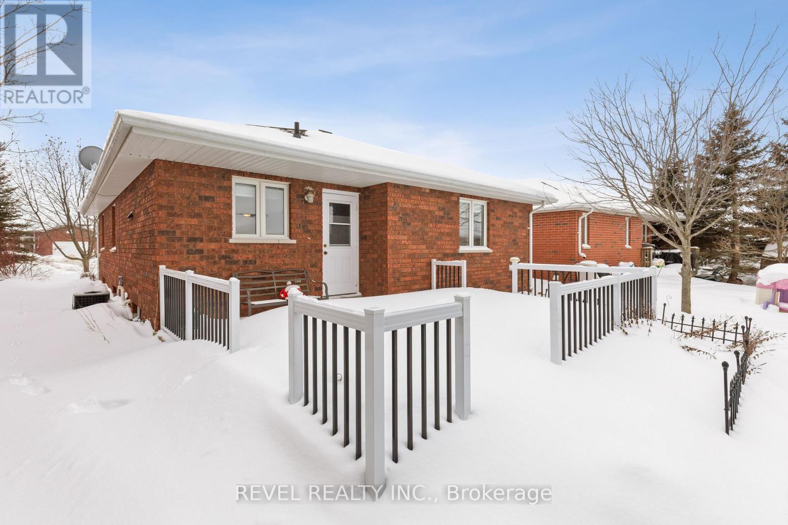 332 Mary Street W, Kawartha Lakes (Lindsay), Ontario  K9V 5X5 - Photo 43 - X12767396