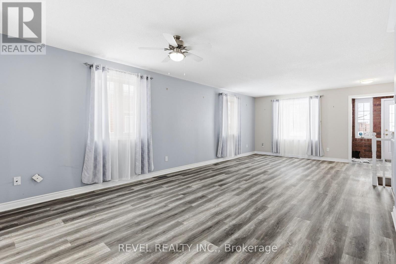 332 Mary Street W, Kawartha Lakes (Lindsay), Ontario  K9V 5X5 - Photo 9 - X12767396