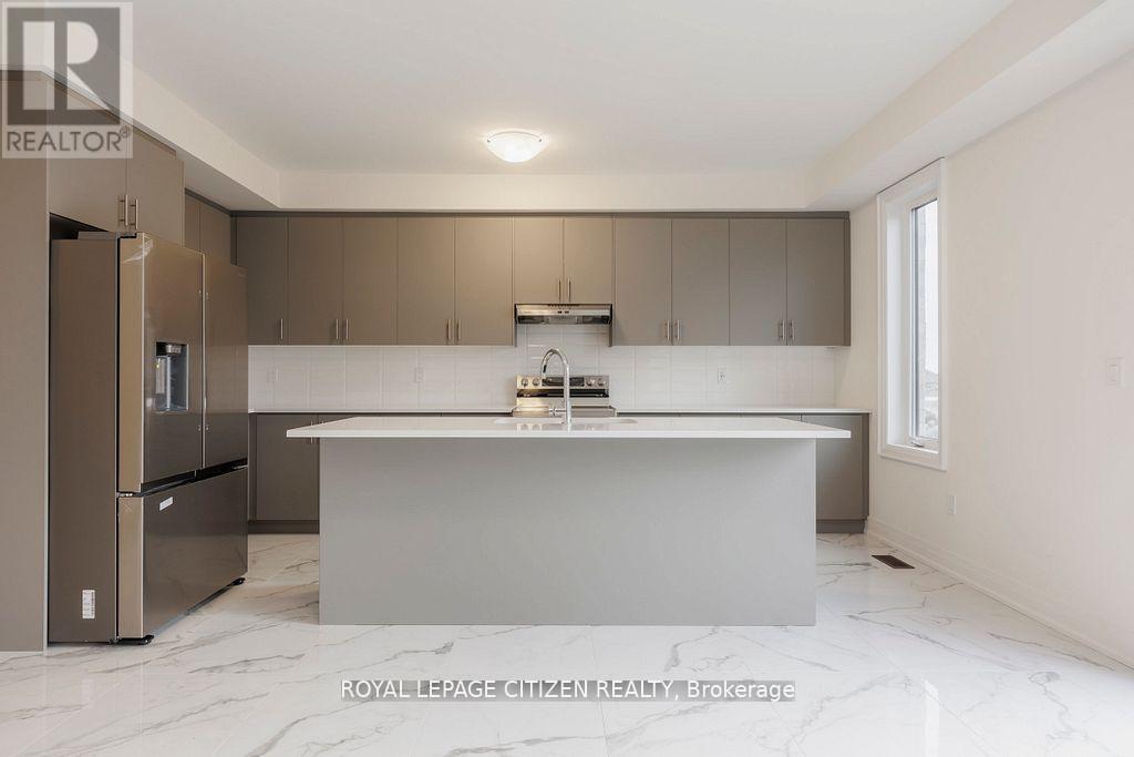 26 Wesley Brooks Street, Clarington (Newcastle), Ontario  L1B 0W4 - Photo 11 - E12767560