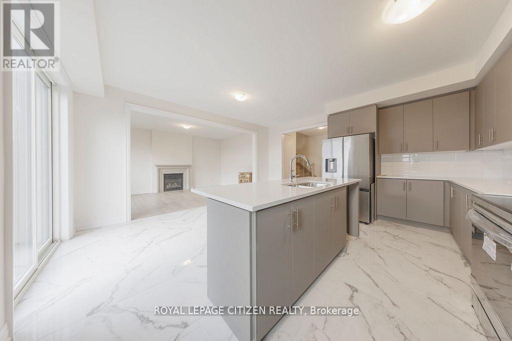 26 Wesley Brooks Street, Clarington (Newcastle), Ontario  L1B 0W4 - Photo 14 - E12767560