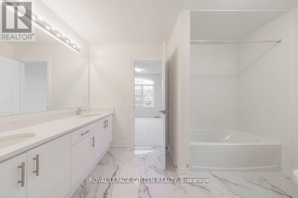 26 Wesley Brooks Street, Clarington (Newcastle), Ontario  L1B 0W4 - Photo 27 - E12767560