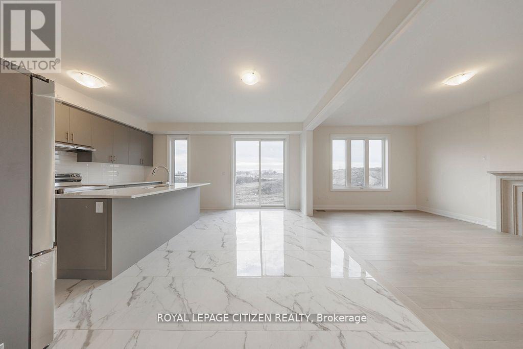 26 Wesley Brooks Street, Clarington (Newcastle), Ontario  L1B 0W4 - Photo 9 - E12767560