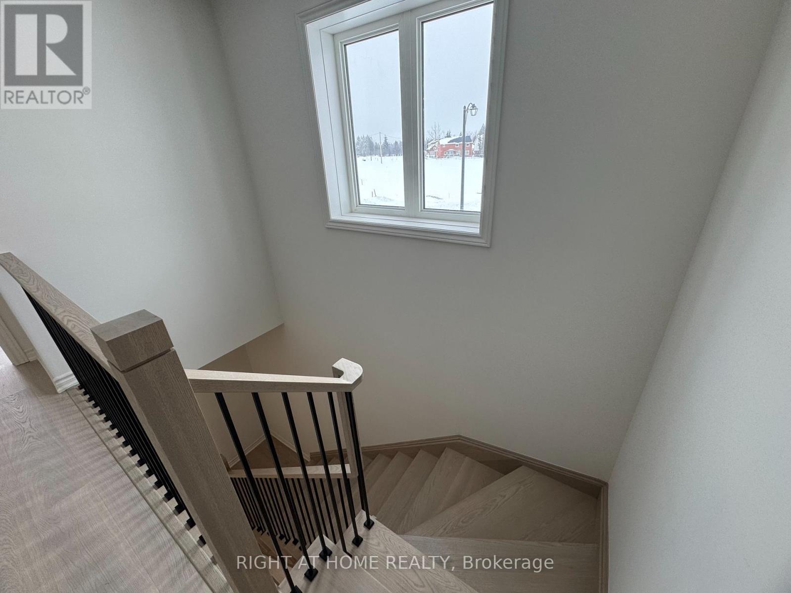 68 Sanderson Drive, Kawartha Lakes (Lindsay), Ontario  K9V 0S8 - Photo 20 - X12769522