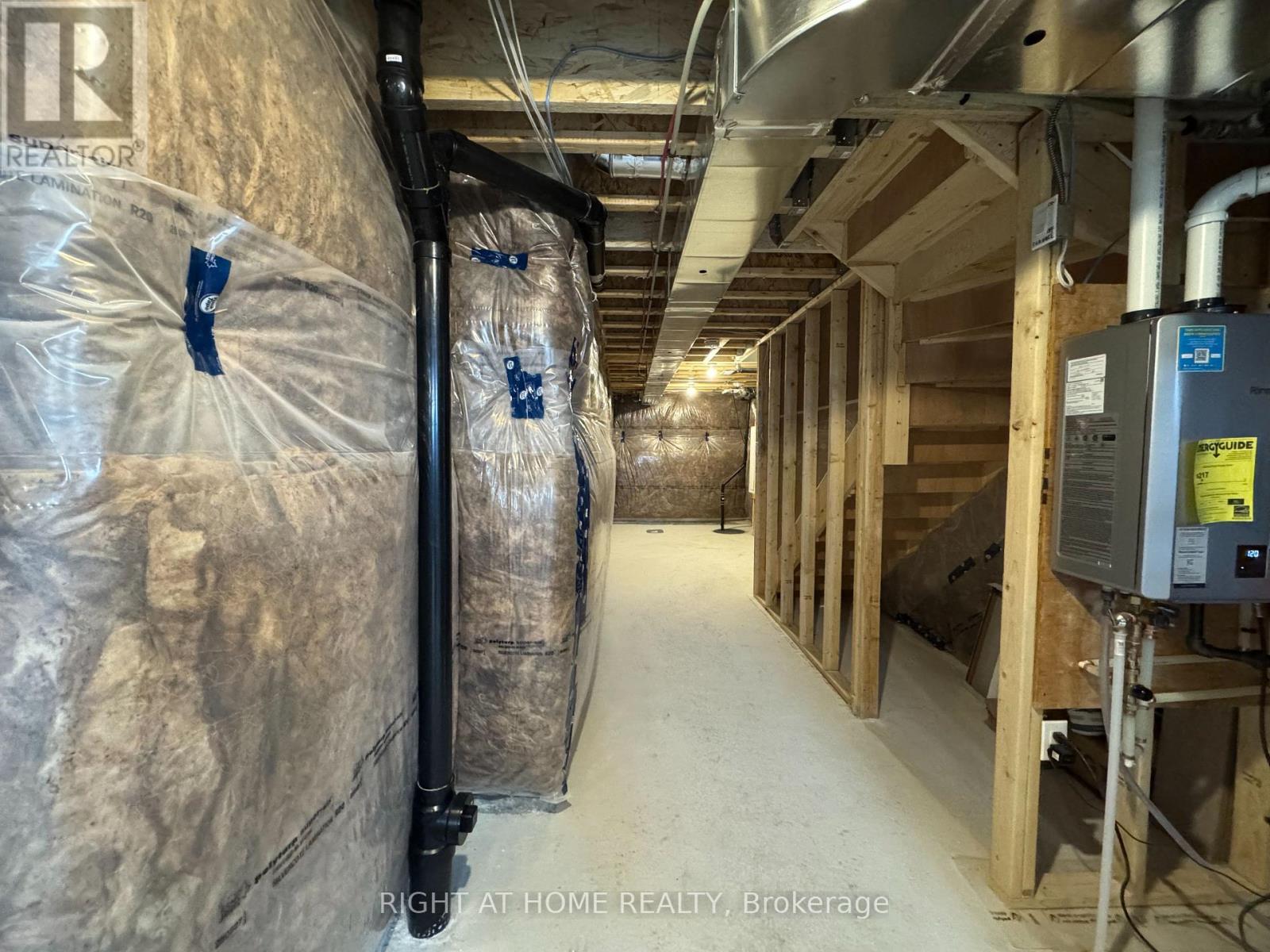 68 Sanderson Drive, Kawartha Lakes (Lindsay), Ontario  K9V 0S8 - Photo 35 - X12769522