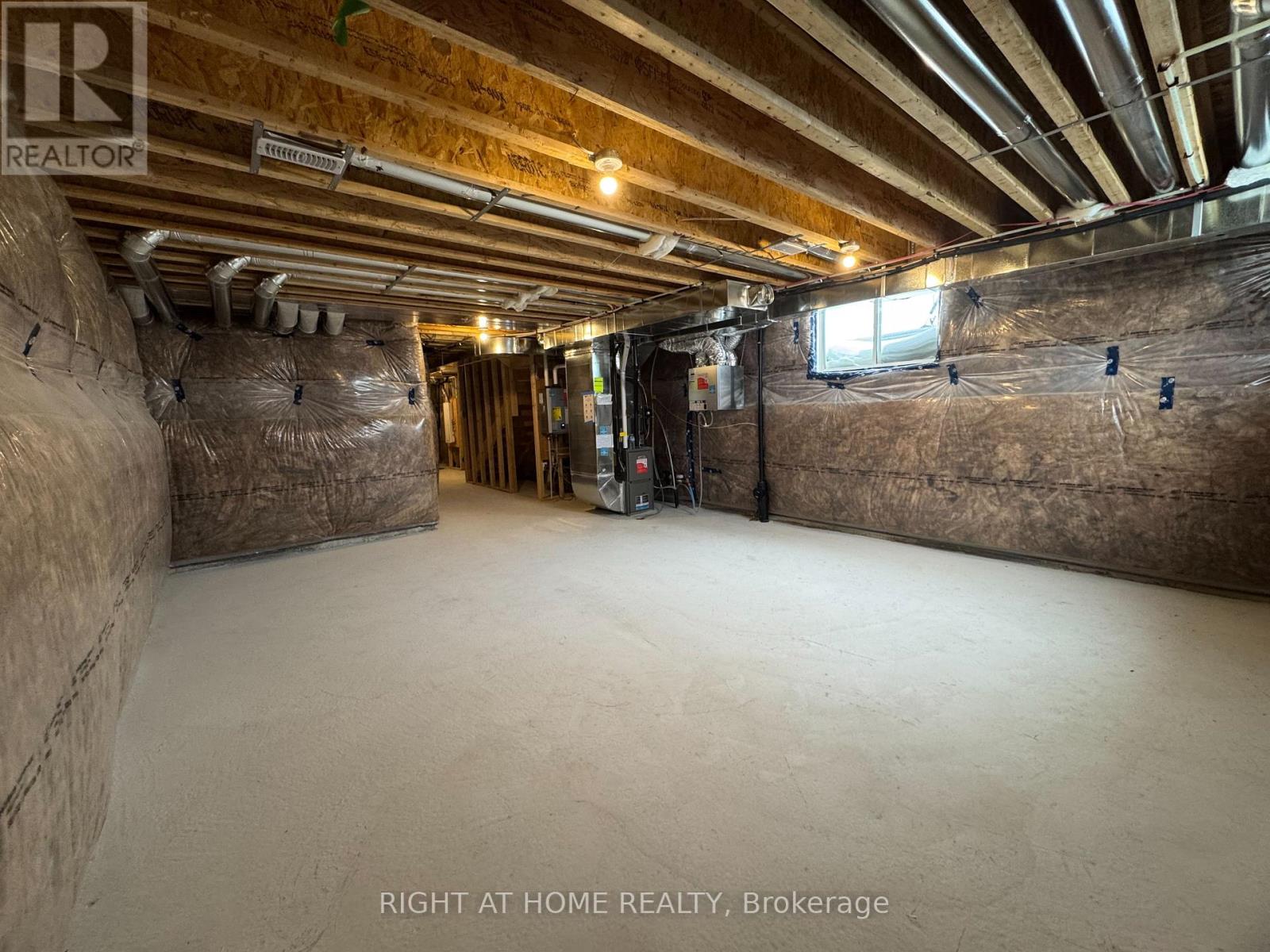 68 Sanderson Drive, Kawartha Lakes (Lindsay), Ontario  K9V 0S8 - Photo 38 - X12769522