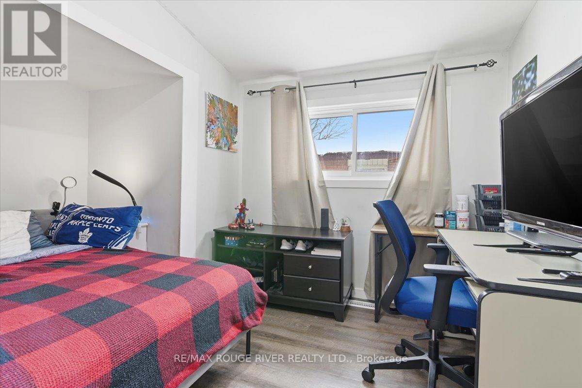 499 Raymond Street, Peterborough (Northcrest Ward 5), Ontario  K9H 5M7 - Photo 15 - X12770218