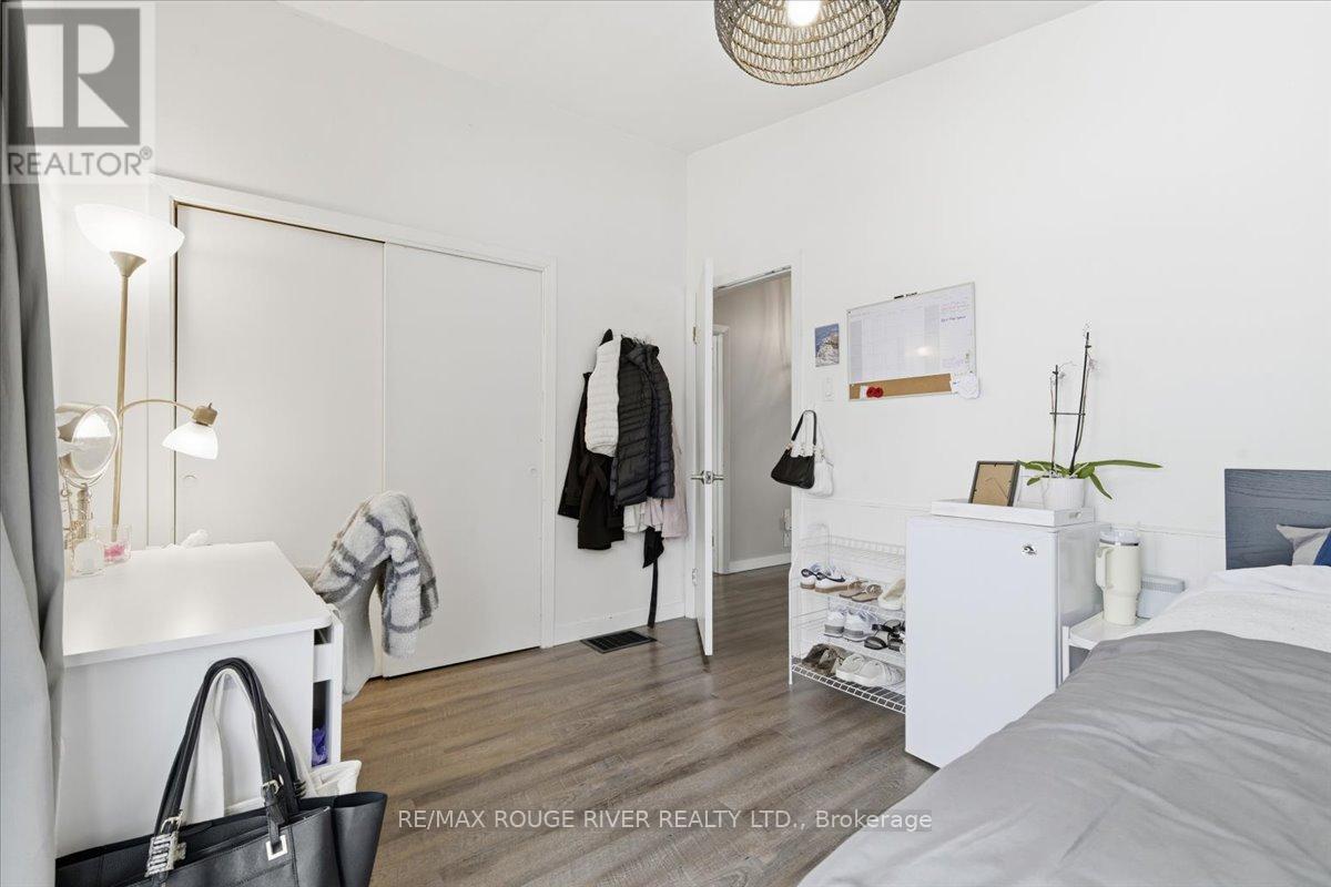 499 Raymond Street, Peterborough (Northcrest Ward 5), Ontario  K9H 5M7 - Photo 17 - X12770218