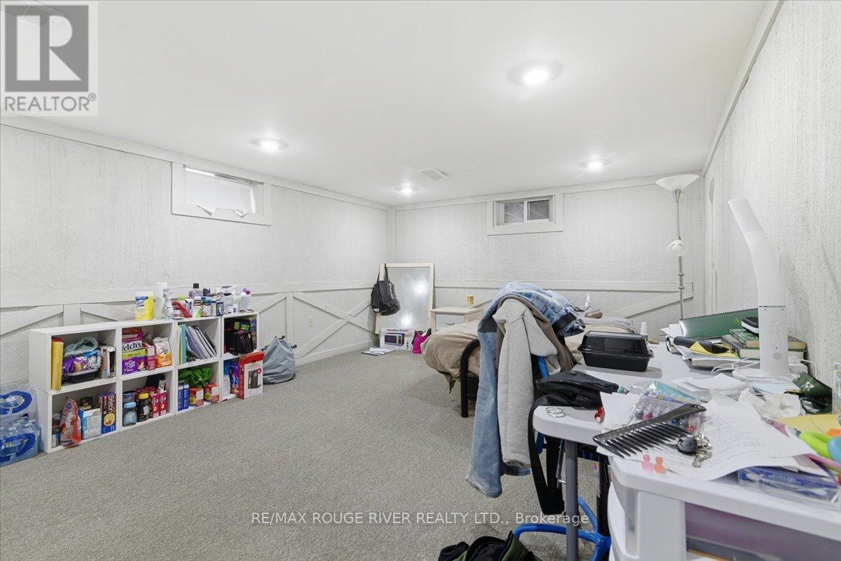 499 Raymond Street, Peterborough (Northcrest Ward 5), Ontario  K9H 5M7 - Photo 18 - X12770218