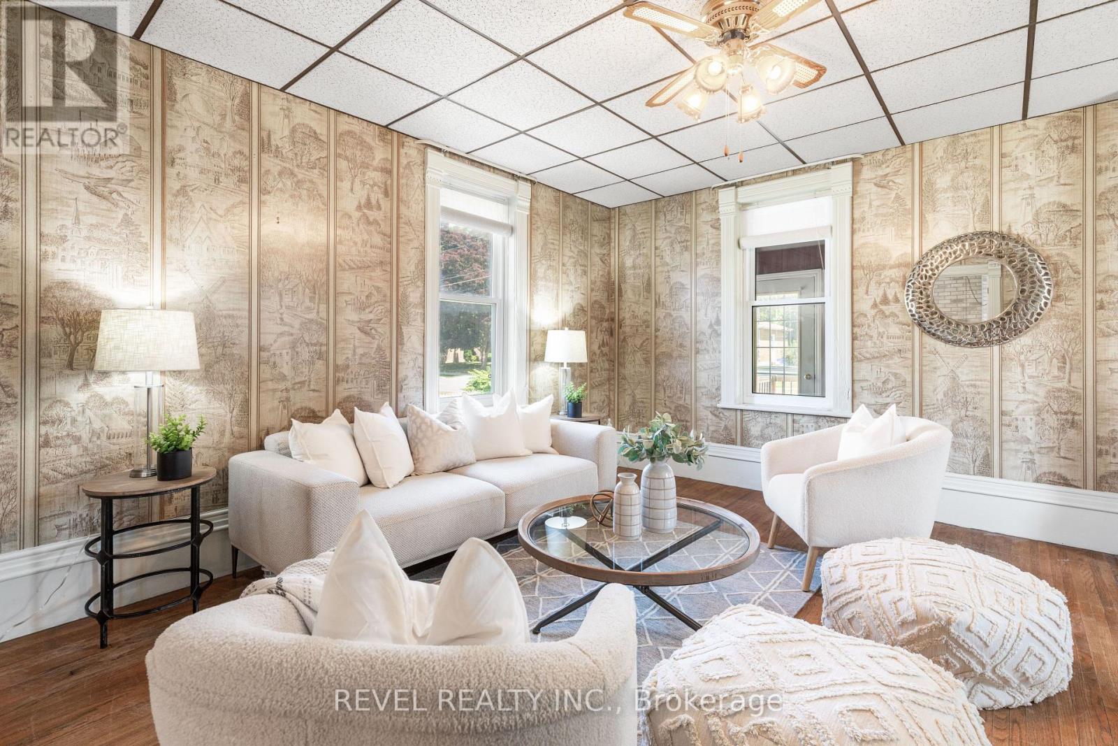 60 Elgin Street, Kawartha Lakes (Lindsay), Ontario  K9V 3W5 - Photo 14 - X12770286