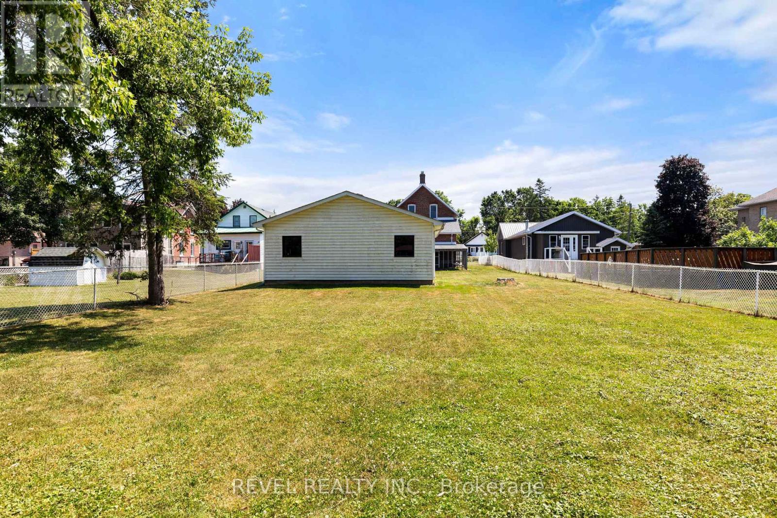 60 Elgin Street, Kawartha Lakes (Lindsay), Ontario  K9V 3W5 - Photo 41 - X12770286