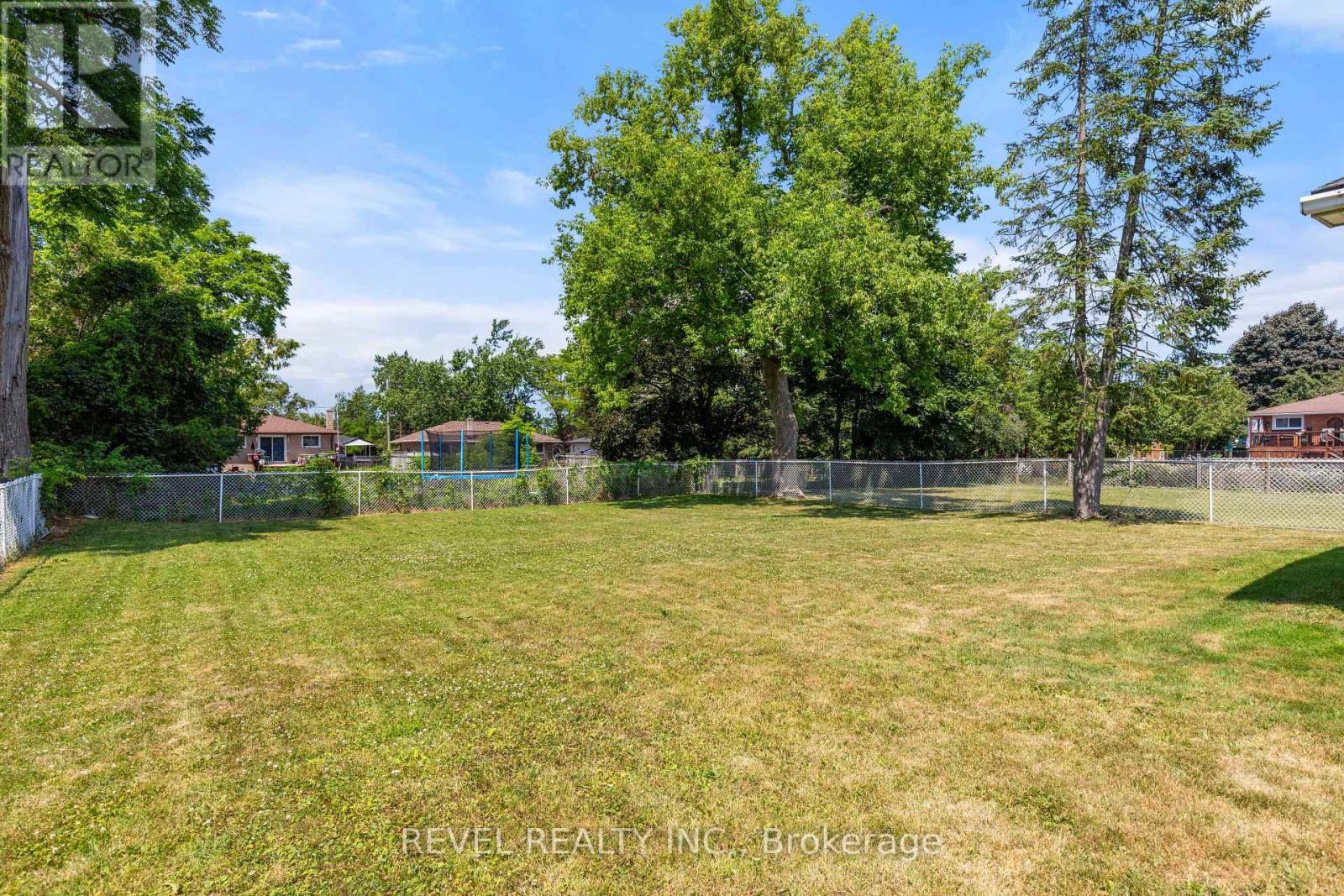 60 Elgin Street, Kawartha Lakes (Lindsay), Ontario  K9V 3W5 - Photo 42 - X12770286