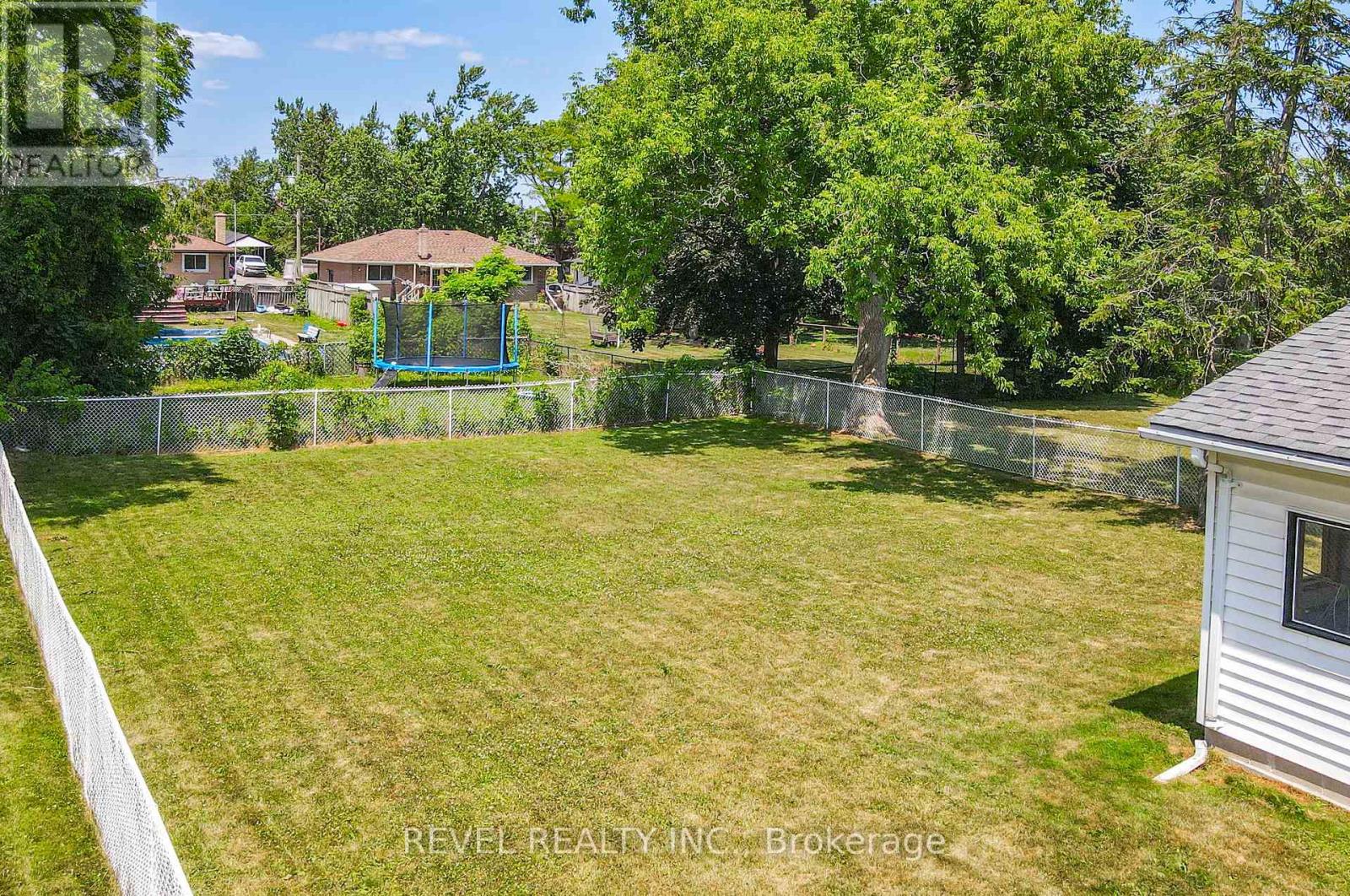 60 Elgin Street, Kawartha Lakes (Lindsay), Ontario  K9V 3W5 - Photo 45 - X12770286