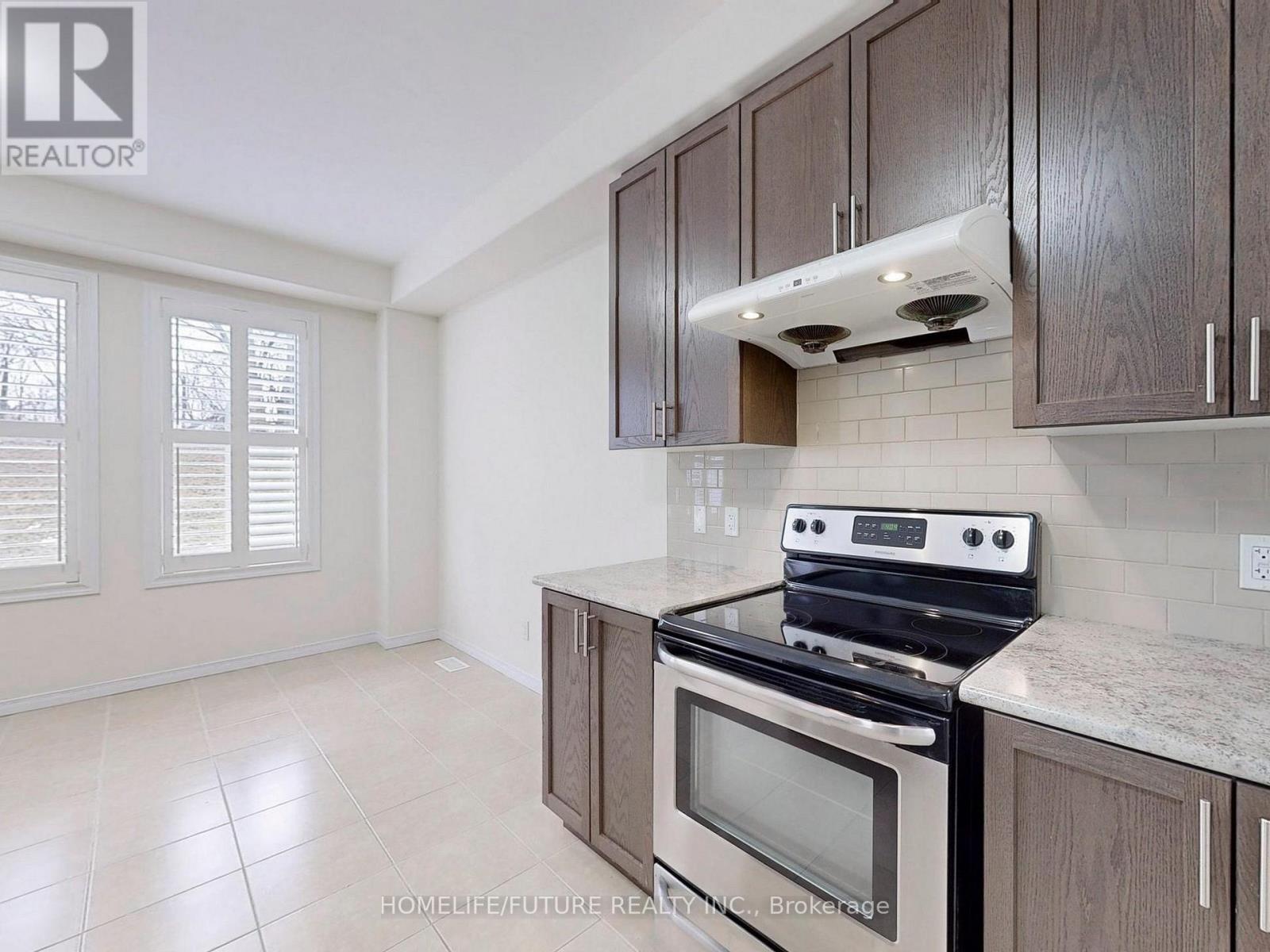 526 Joslin Street, Peterborough (Monaghan Ward 2), Ontario  K9J 0H9 - Photo 15 - X12770816